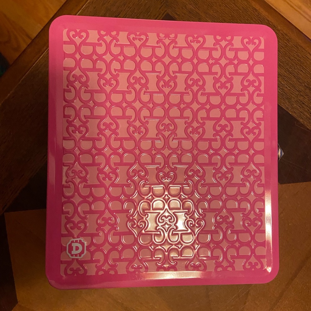 Barbie Limited Edition Lunchbox With Thermos